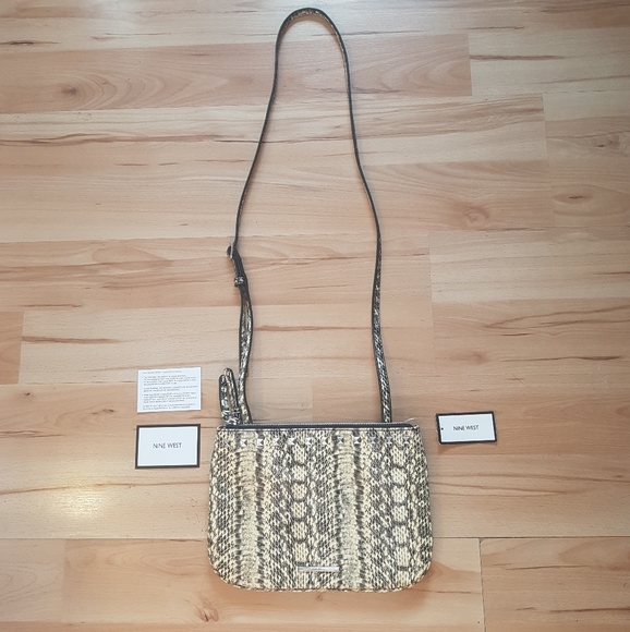NWT Nine West Snakeskin Crossbody Purse - Picture 8 of 11